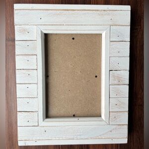 Expressions White Salvage Chic Frame by Studio Décor 8x10, 6x4 Photo Shiplap